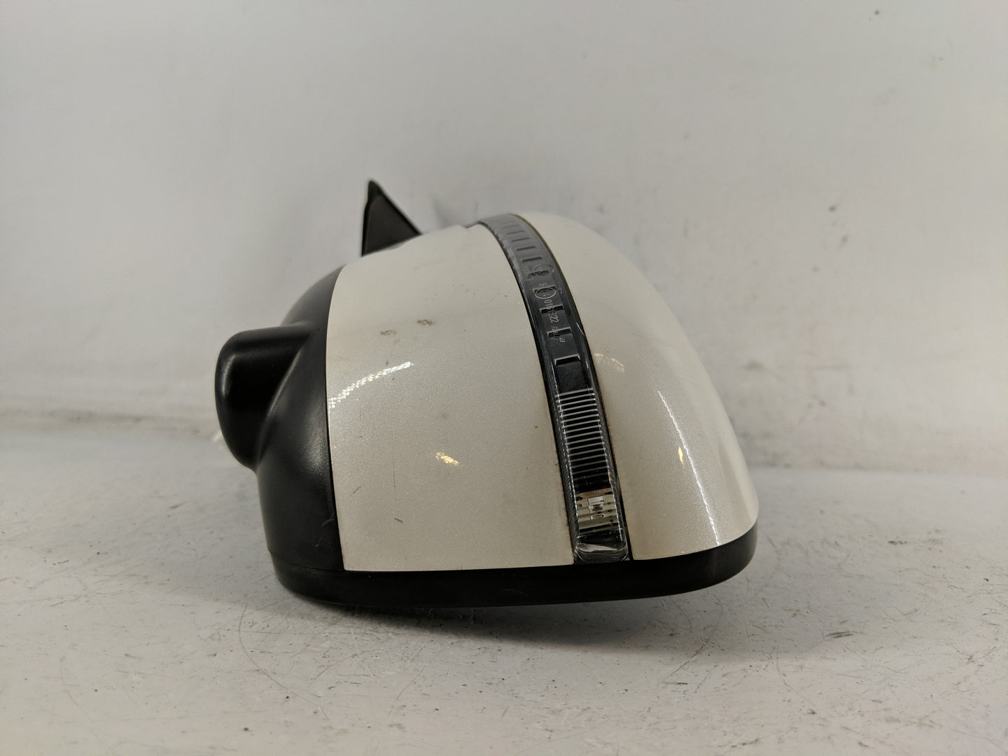 2017-2020 Nissan Rogue Side Mirror Replacement Driver Left View Door Mirror P/N:E4034237 Fits Fits 2017 2018 2019 2020 OEM U