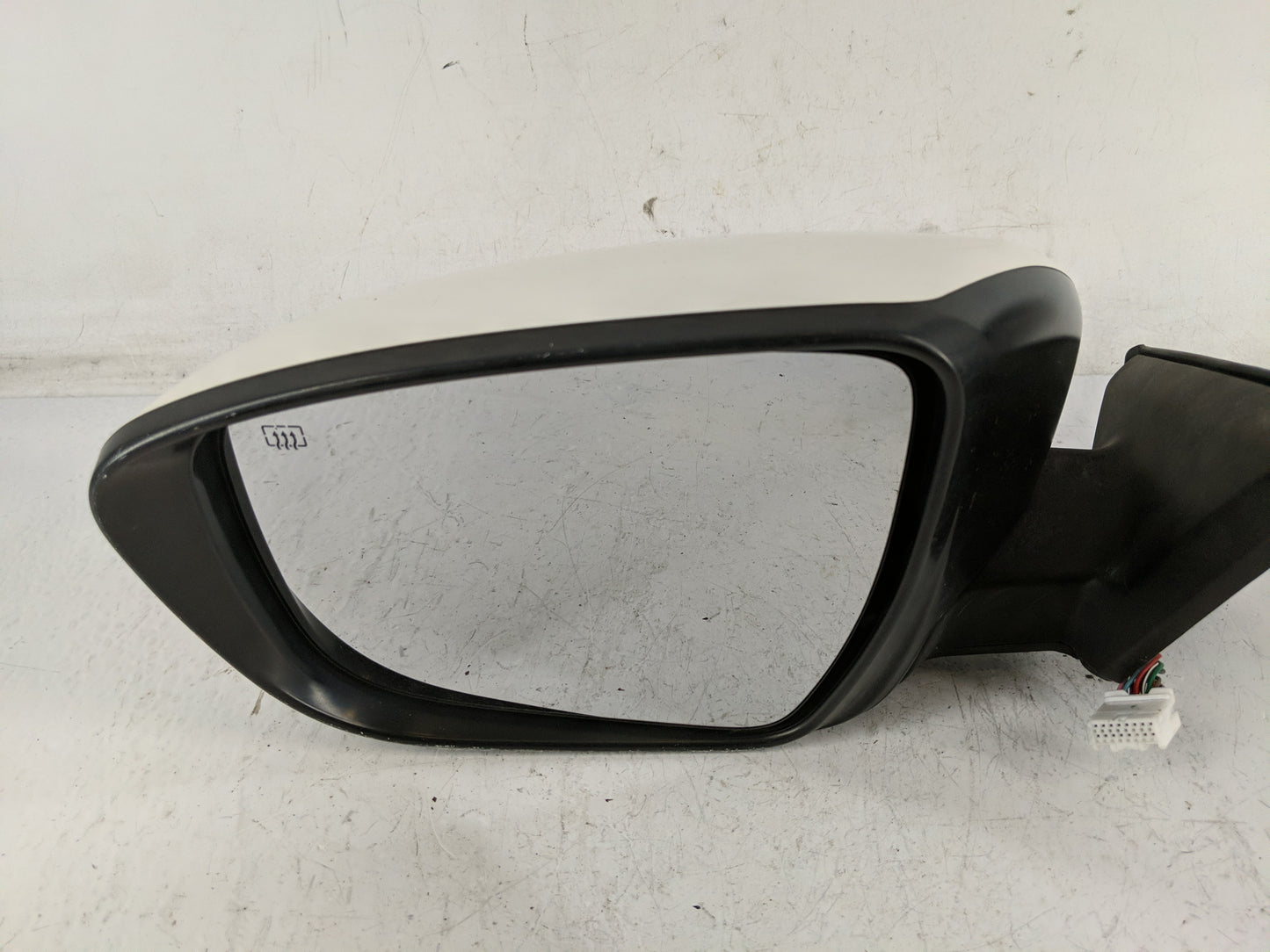 2017-2020 Nissan Rogue Side Mirror Replacement Driver Left View Door Mirror P/N:E4034237 Fits Fits 2017 2018 2019 2020 OEM U