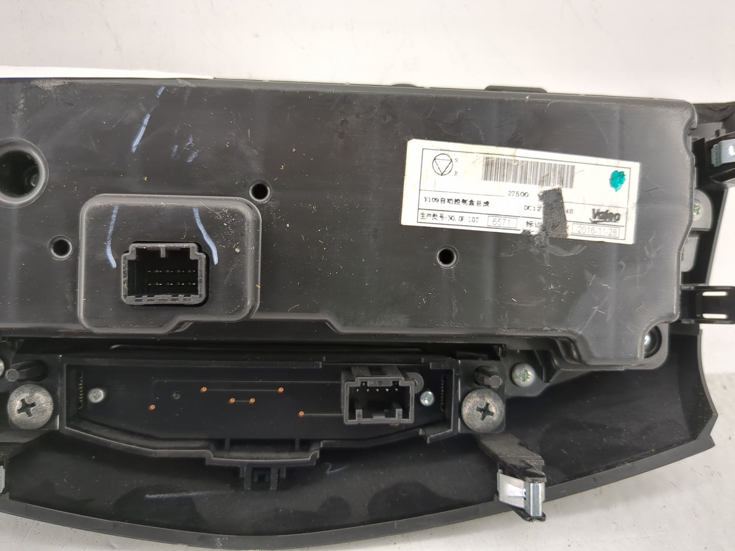 2017-2020 Nissan Rogue Climate Control Module Temperature AC/Heater Replacement Fits Fits 2017 2018 2019 2020 OEM Used Auto 