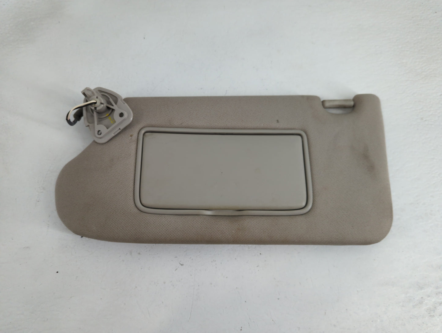 2017 Nissan Rogue Sun Visor Shade Replacement Driver Left Mirror Fits OEM Used Auto Parts - Oemusedautoparts1.com