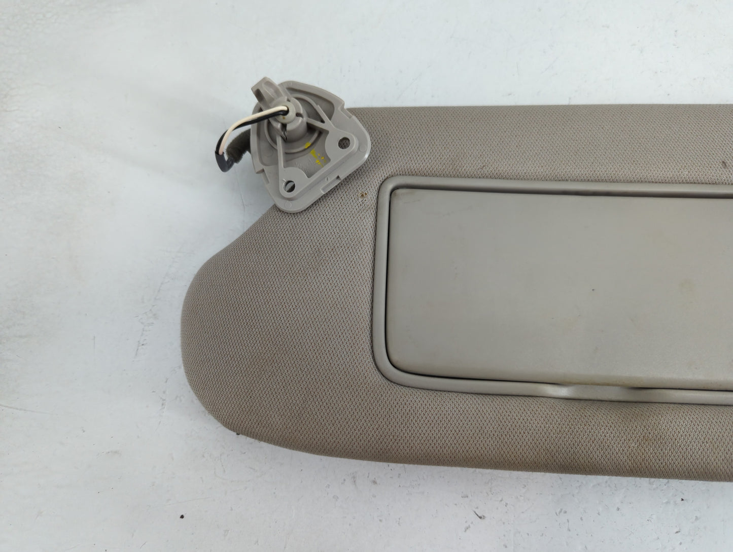 2017 Nissan Rogue Sun Visor Shade Replacement Driver Left Mirror Fits OEM Used Auto Parts - Oemusedautoparts1.com