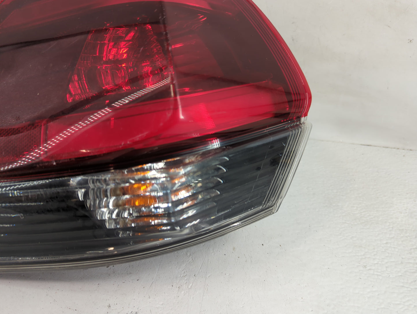 2017-2020 Nissan Rogue Tail Light Assembly Driver Left OEM Fits Fits 2017 2018 2019 2020 OEM Used Auto Parts - Oemusedautopa
