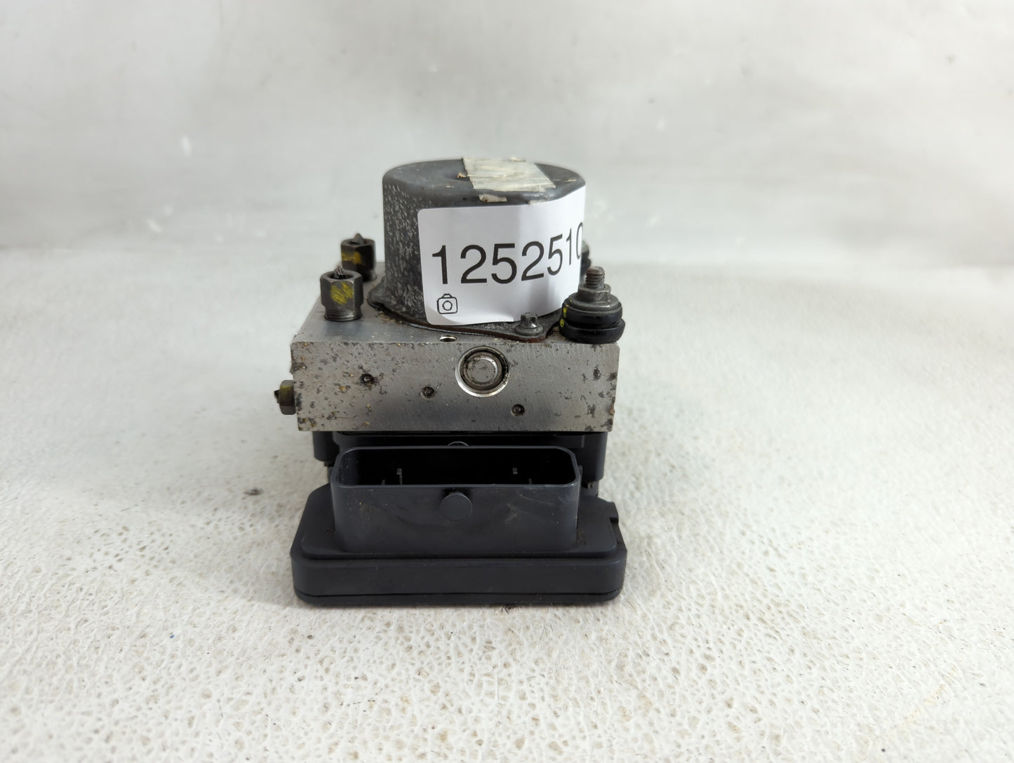 2017 Nissan Rogue ABS Pump Control Module Replacement P/N:47660 4BF0A Fits OEM Used Auto Parts - Oemusedautoparts1.com