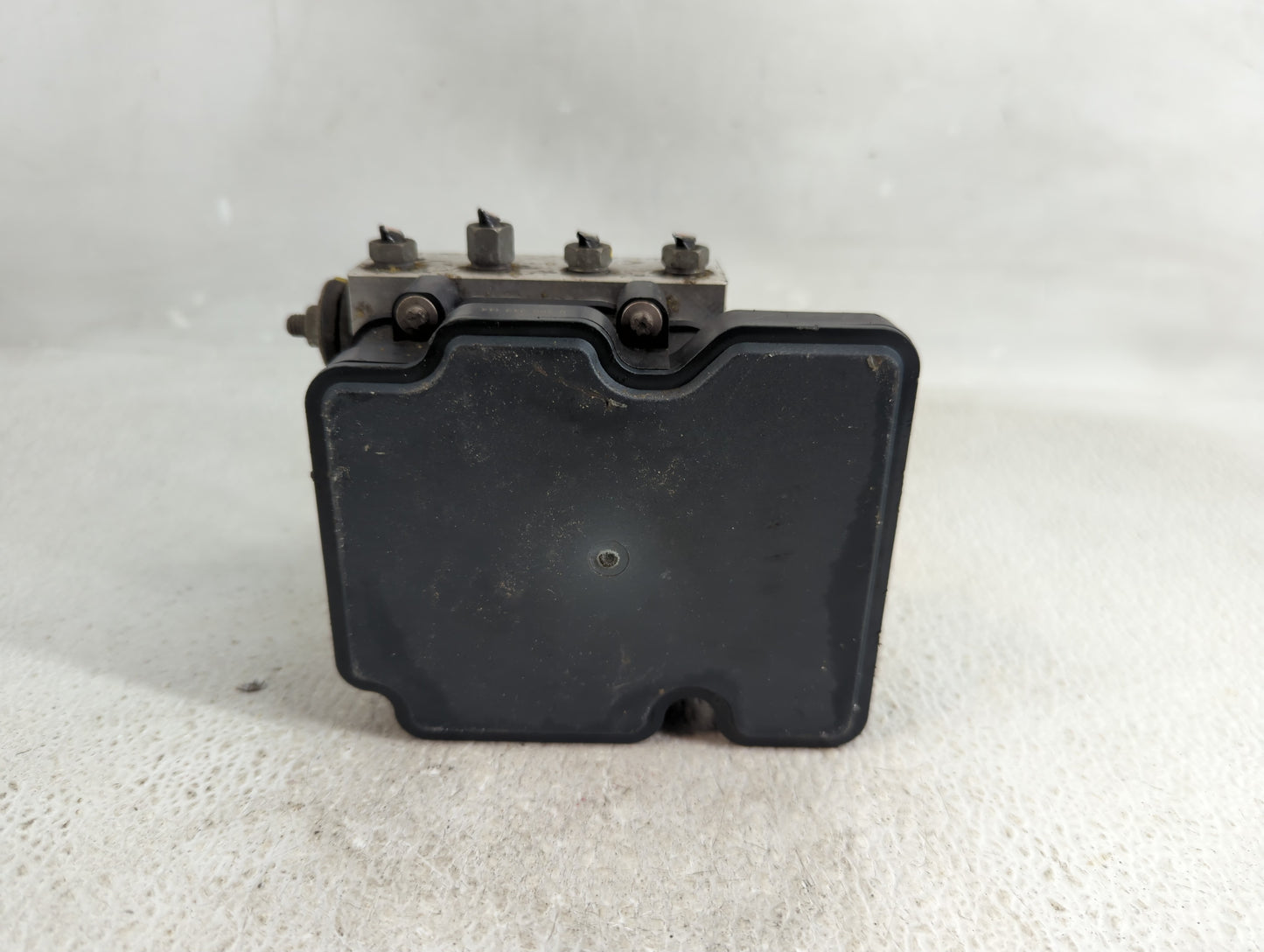 2017 Nissan Rogue ABS Pump Control Module Replacement P/N:47660 4BF0A Fits OEM Used Auto Parts - Oemusedautoparts1.com