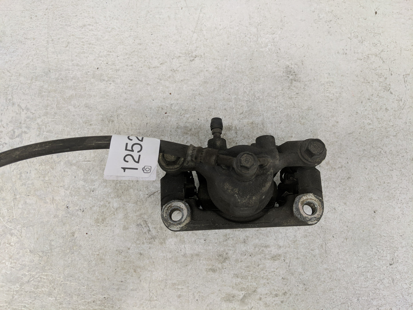 2016-2020 Nissan Rogue Rear Passenger Right Brake Caliper - Oemusedautoparts1.com
