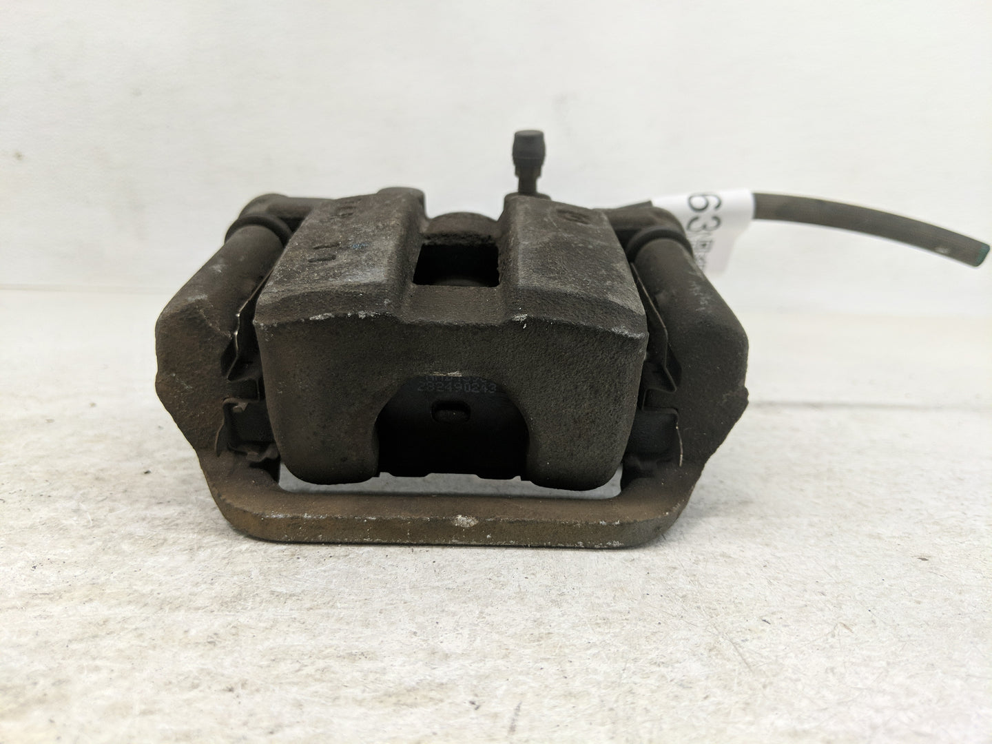 2016-2020 Nissan Rogue Rear Passenger Right Brake Caliper - Oemusedautoparts1.com