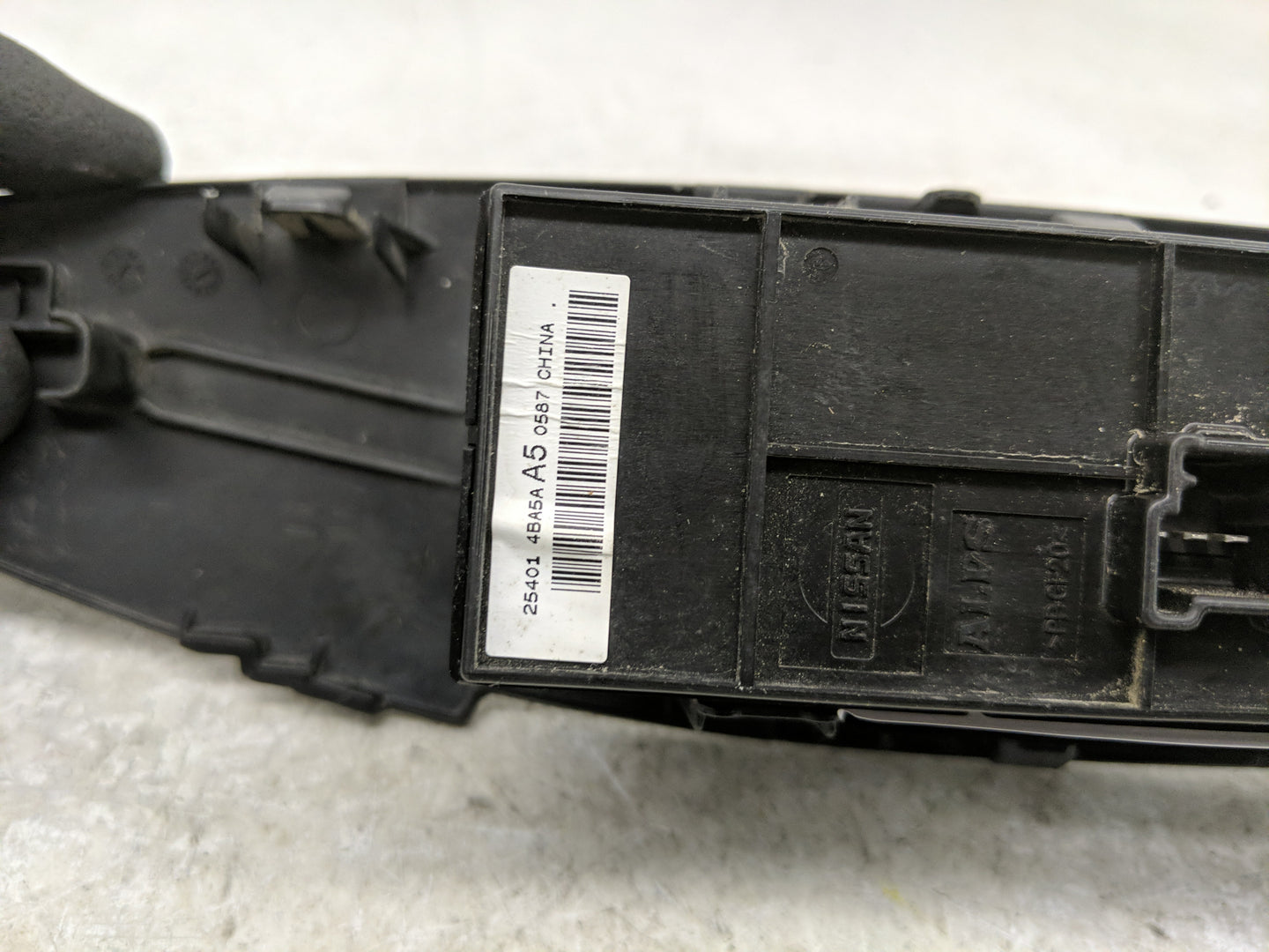 2014-2020 Nissan Rogue Master Power Window Switch Replacement Driver Side Left P/N:25401 4BA5A Fits OEM Used Auto Parts - Oe
