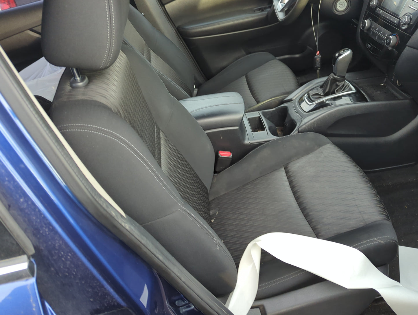 2017-2020 Nissan Rogue Passenger Front Seat Oem - Oemusedautoparts1.com