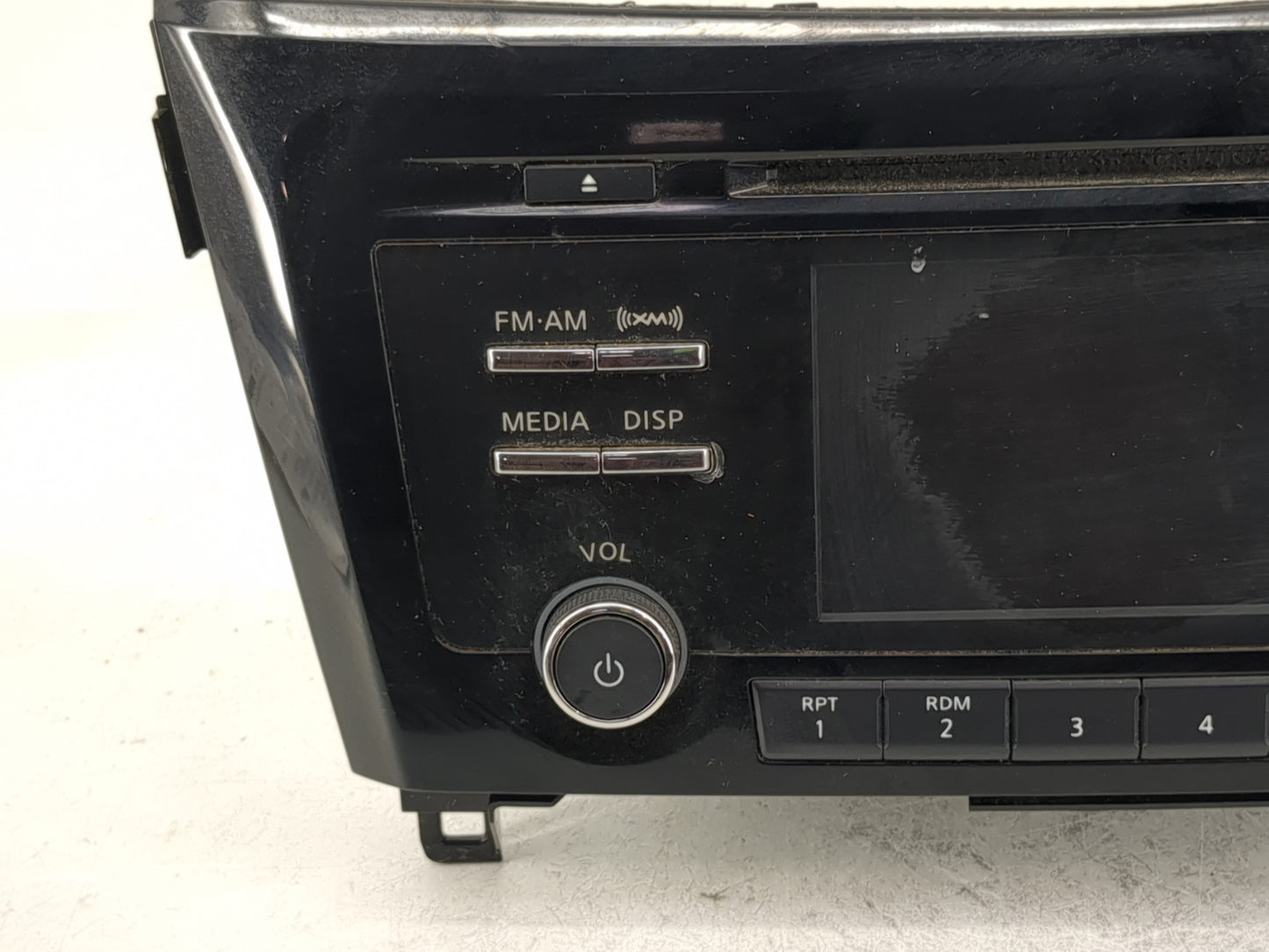 2017 Nissan Rogue Radio AM FM Cd Player Receiver Replacement P/N:28185 6FL0A Fits OEM Used Auto Parts - Oemusedautoparts1.co