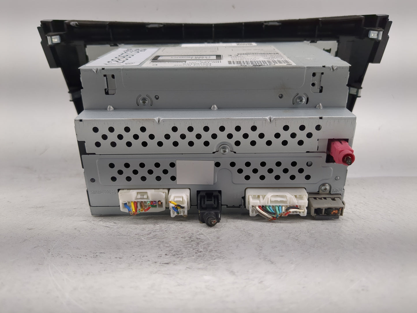 2017 Nissan Rogue Radio AM FM Cd Player Receiver Replacement P/N:28185 6FL0A Fits OEM Used Auto Parts - Oemusedautoparts1.co