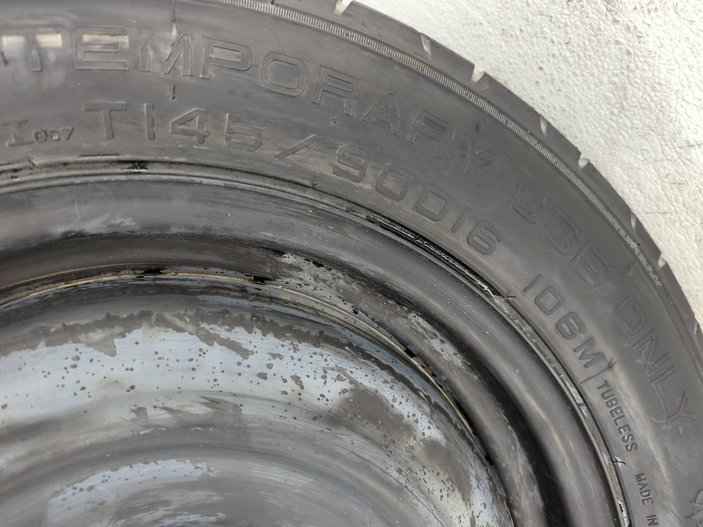 2015-2020 Nissan Rogue Spare Donut Tire Wheel Rim Oem - Oemusedautoparts1.com