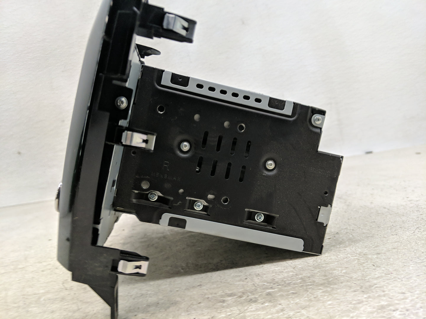 2017 Nissan Rogue Radio AM FM Cd Player Receiver Replacement P/N:28185 6FL0A Fits OEM Used Auto Parts - Oemusedautoparts1.co