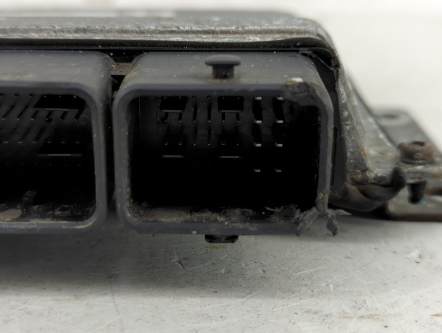 2015-2017 Nissan Rogue PCM Engine Control Computer ECU ECM PCU OEM P/N:NEC008-692 Fits Fits 2015 2016 2017 OEM Used Auto Par