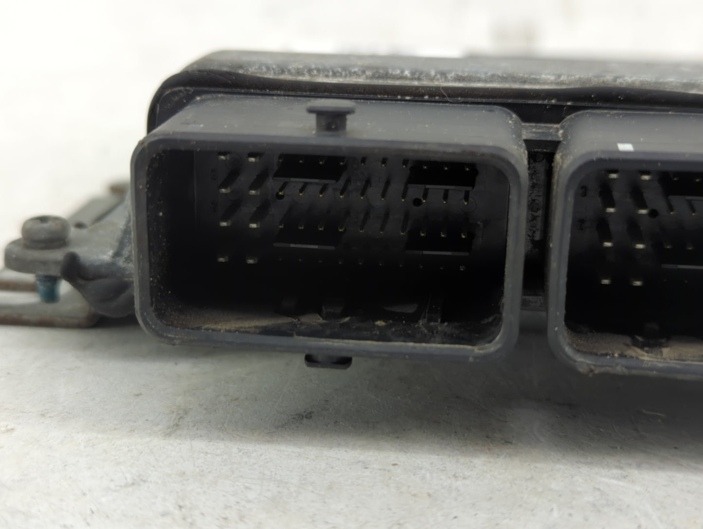 2015-2017 Nissan Rogue PCM Engine Control Computer ECU ECM PCU OEM P/N:NEC008-692 Fits Fits 2015 2016 2017 OEM Used Auto Par