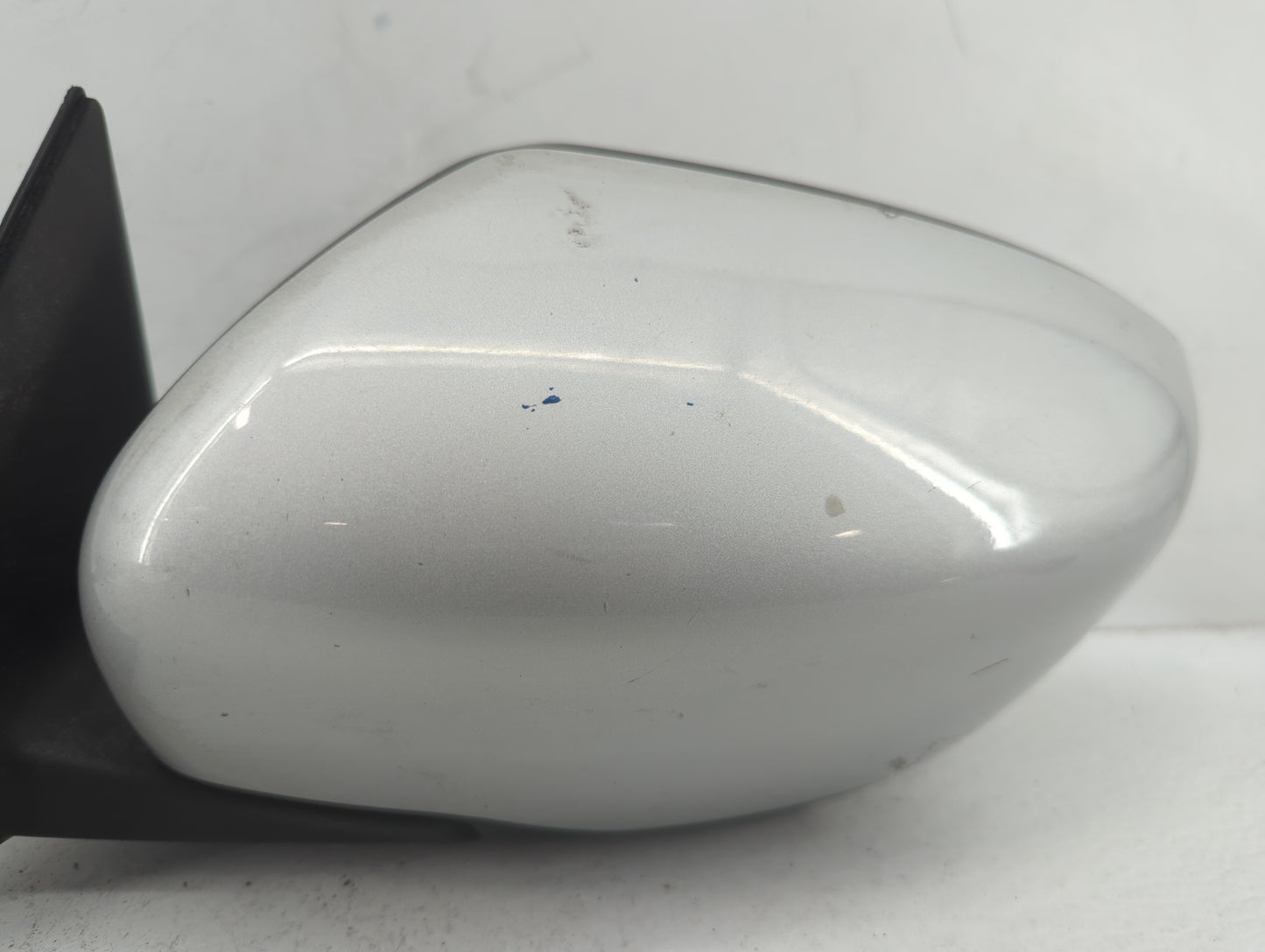 2016-2017 Nissan Rogue Driver Side View Mirror - Left Door Mirror OEM Used - Oemusedautoparts1.com