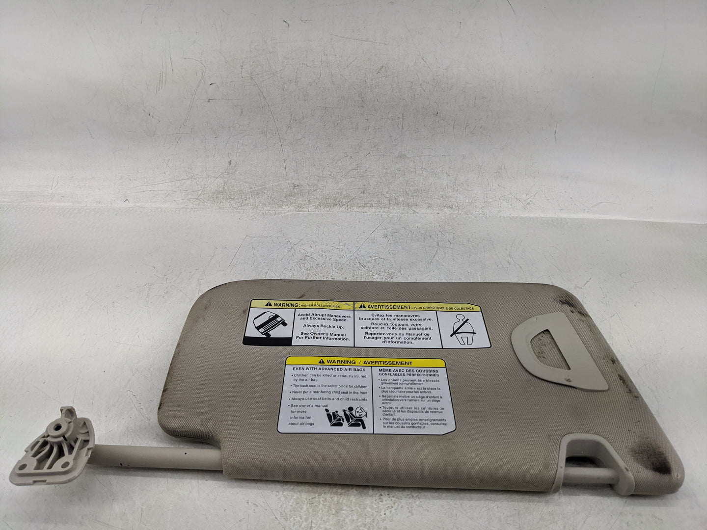2017 Nissan Rogue Sun Visor Shade Replacement Driver Left Mirror Fits OEM Used Auto Parts - Oemusedautoparts1.com
