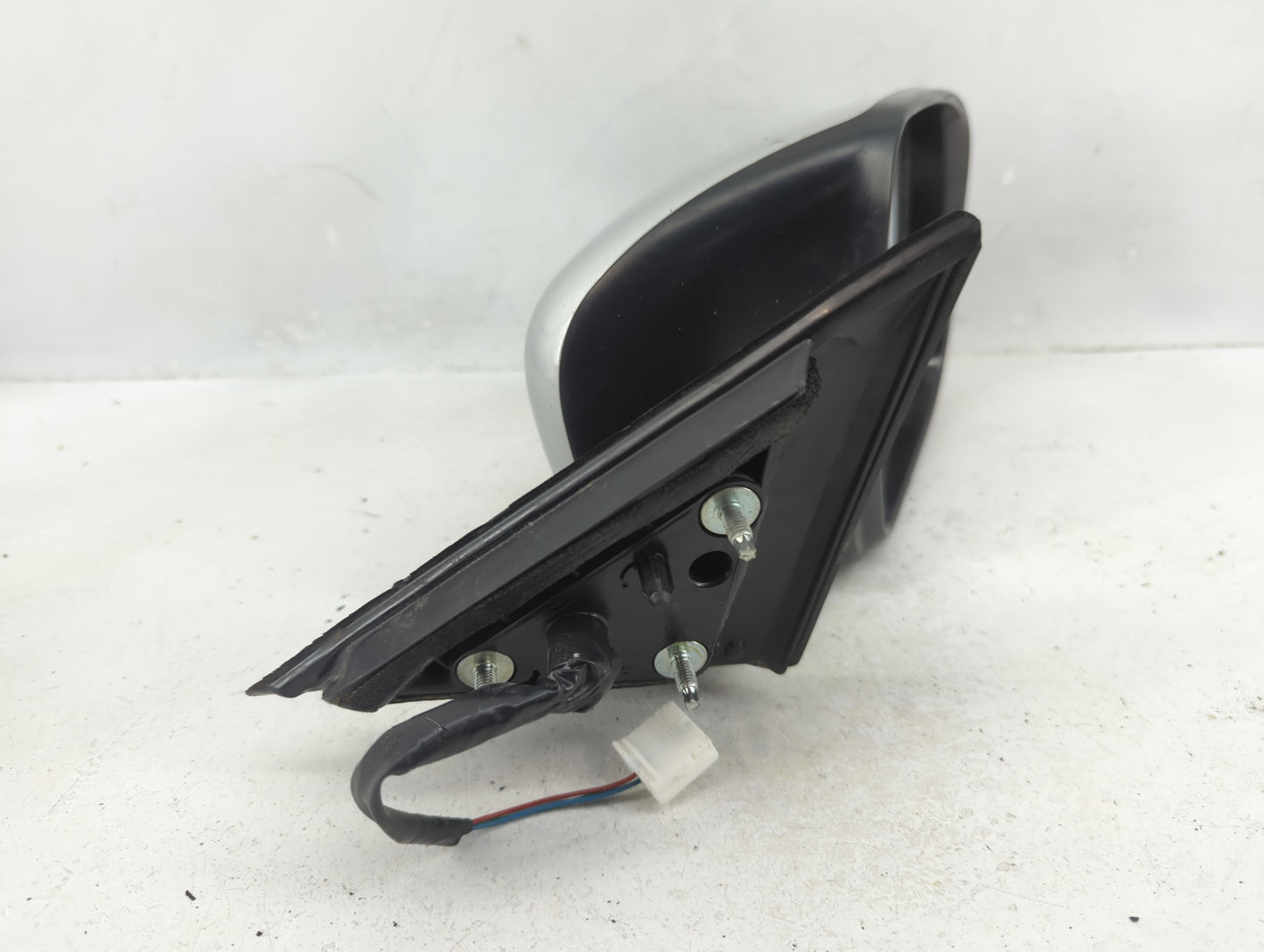 2016-2017 Nissan Rogue Passenger Side View Mirror - Right Door Mirror OEM Used - Oemusedautoparts1.com
