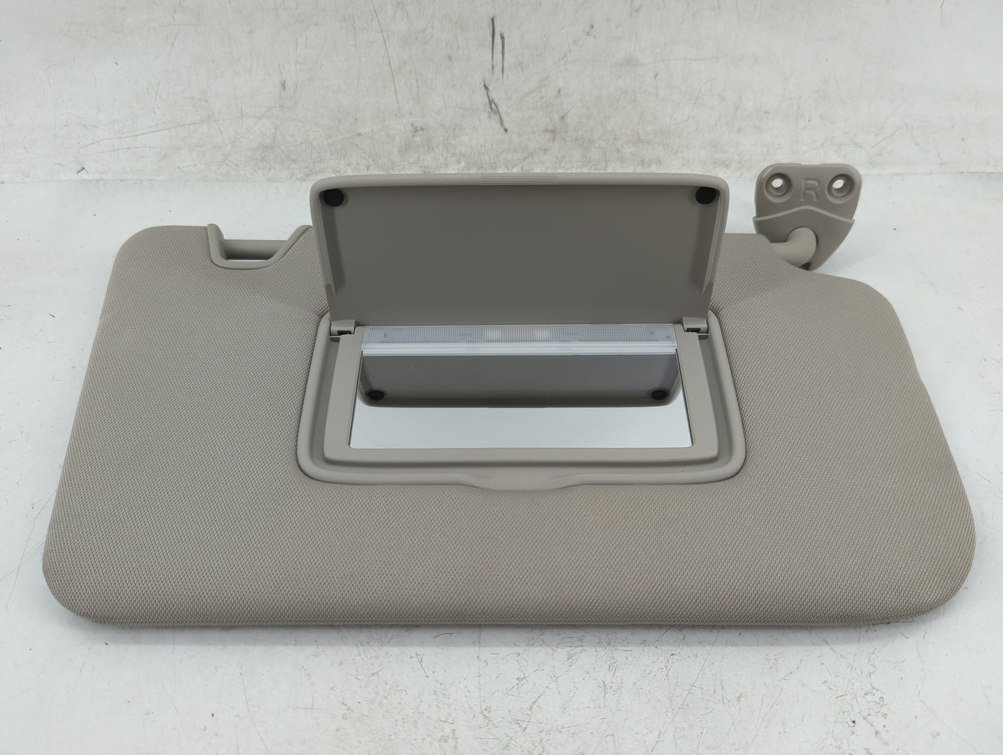 2017 Nissan Rogue Sun Visor Shade Replacement Passenger Right Mirror Fits OEM Used Auto Parts - Oemusedautoparts1.com
