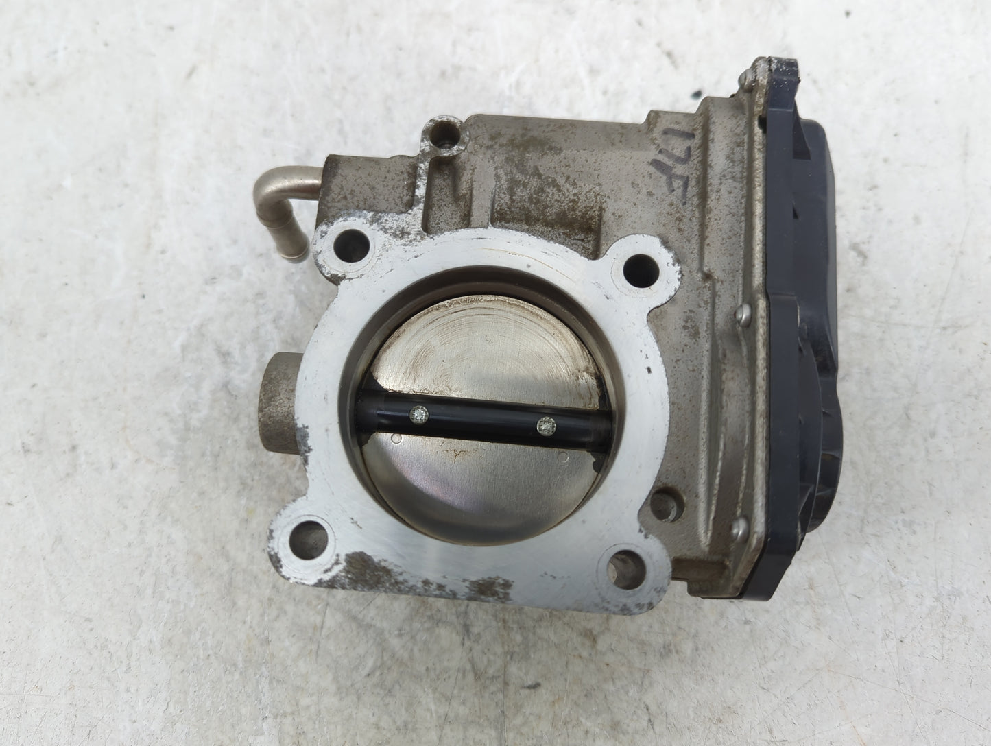 2014-2020 Nissan Rogue Throttle Body Fits Fits 2013 2014 2015 2016 2017 2018 2019 2020 OEM Used Auto Parts - Oemusedautopart