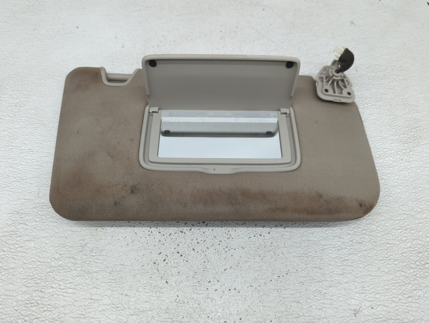 2014-2017 Nissan Rogue Sun Visor Shade Replacement Passenger Right Mirror Fits Fits 2014 2015 2016 2017 OEM Used Auto Parts 