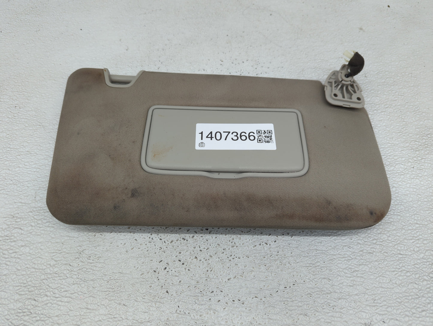 2014-2017 Nissan Rogue Sun Visor Shade Replacement Passenger Right Mirror Fits Fits 2014 2015 2016 2017 OEM Used Auto Parts 