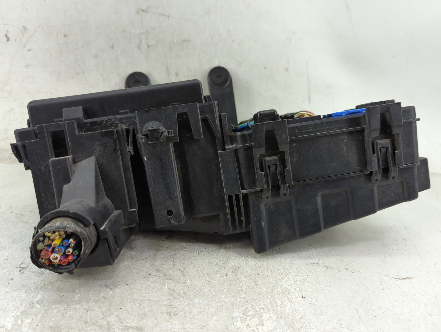 2017-2020 Nissan Rogue Fusebox Fuse Box Panel Relay Module P/N:284B7 5NA0B Fits Fits 2017 2018 2019 2020 OEM Used Auto Parts