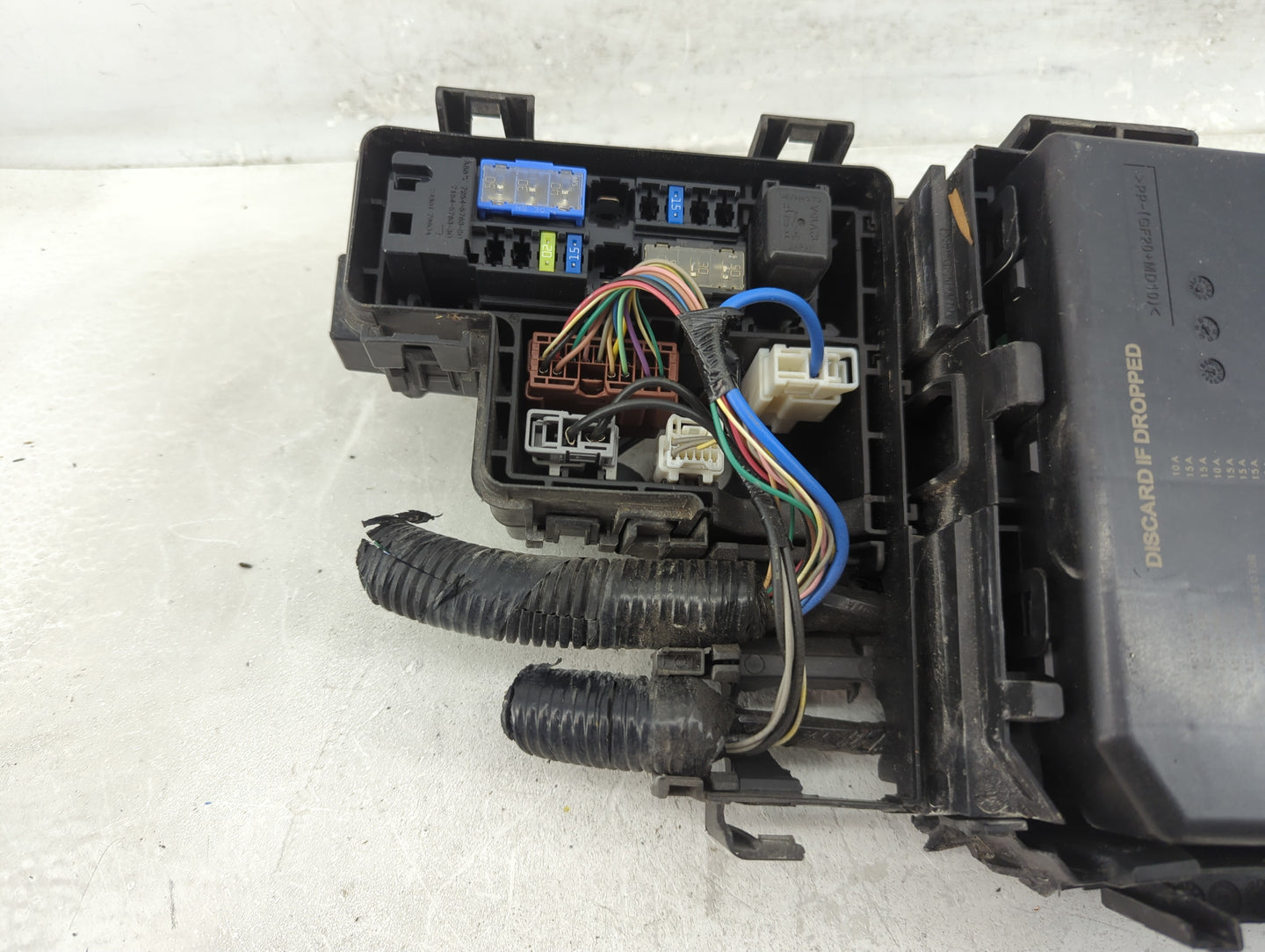 2017-2020 Nissan Rogue Fusebox Fuse Box Panel Relay Module Fits Fits 2017 2018 2019 2020 OEM Used Auto Parts - Oemusedautopa