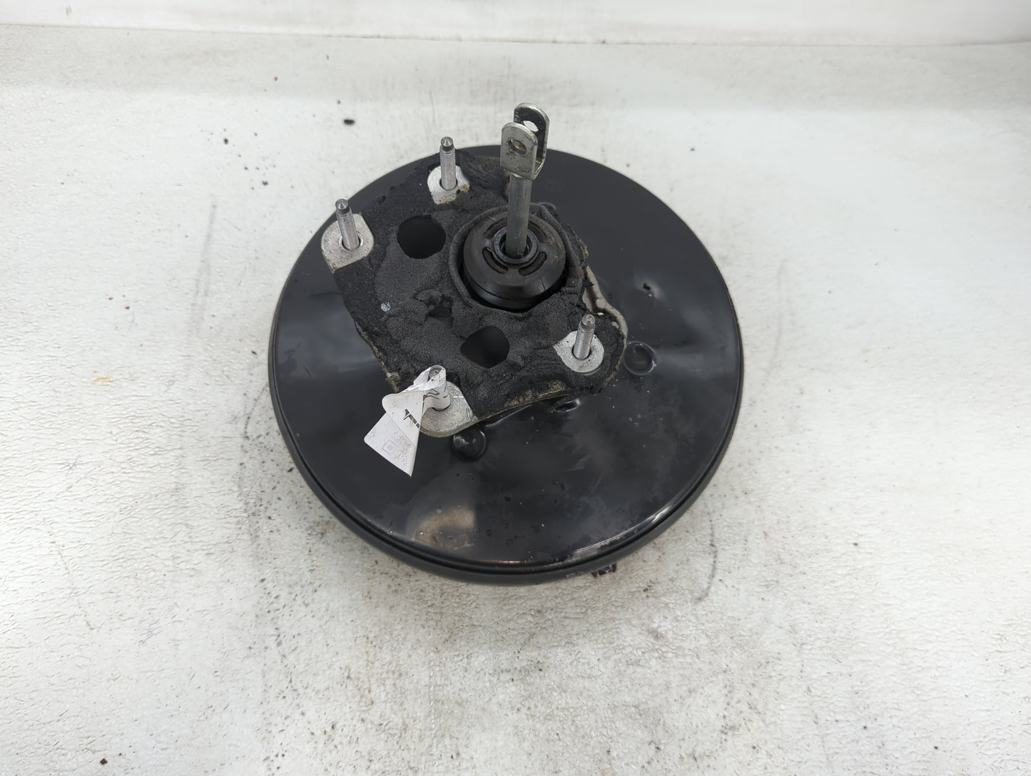 2015-2020 Nissan Rogue Power Brake Booster Oem - Oemusedautoparts1.com