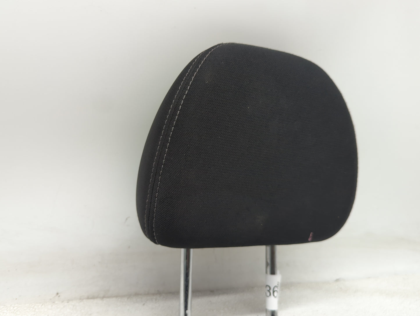 2017-2020 Nissan Rogue Headrest Head Rest Front Driver Passenger Seat - Oemusedautoparts1.com