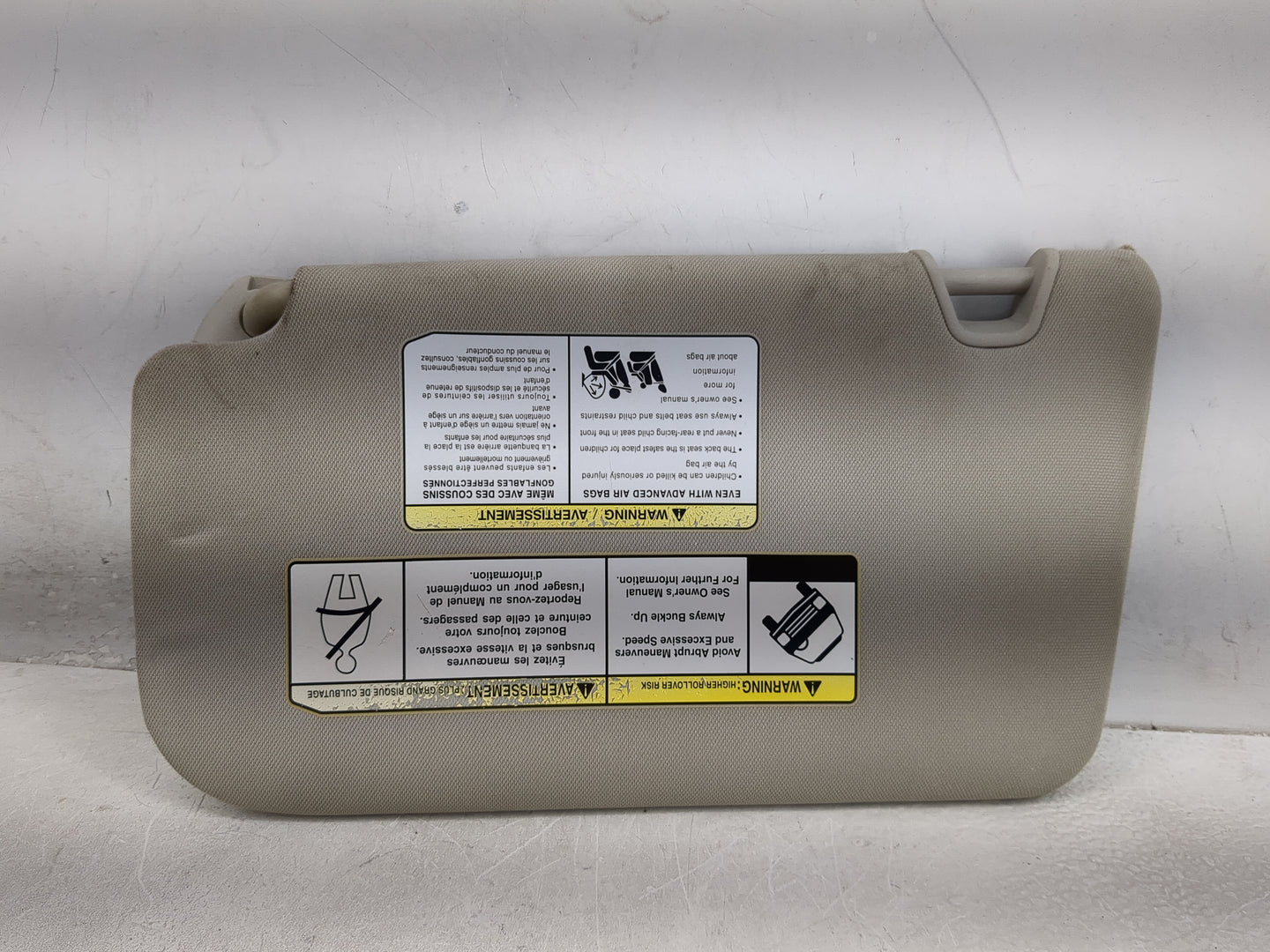 2014-2017 Nissan Rogue Sun Visor Shade Replacement Passenger Right Mirror Fits Fits 2014 2015 2016 2017 OEM Used Auto Parts 