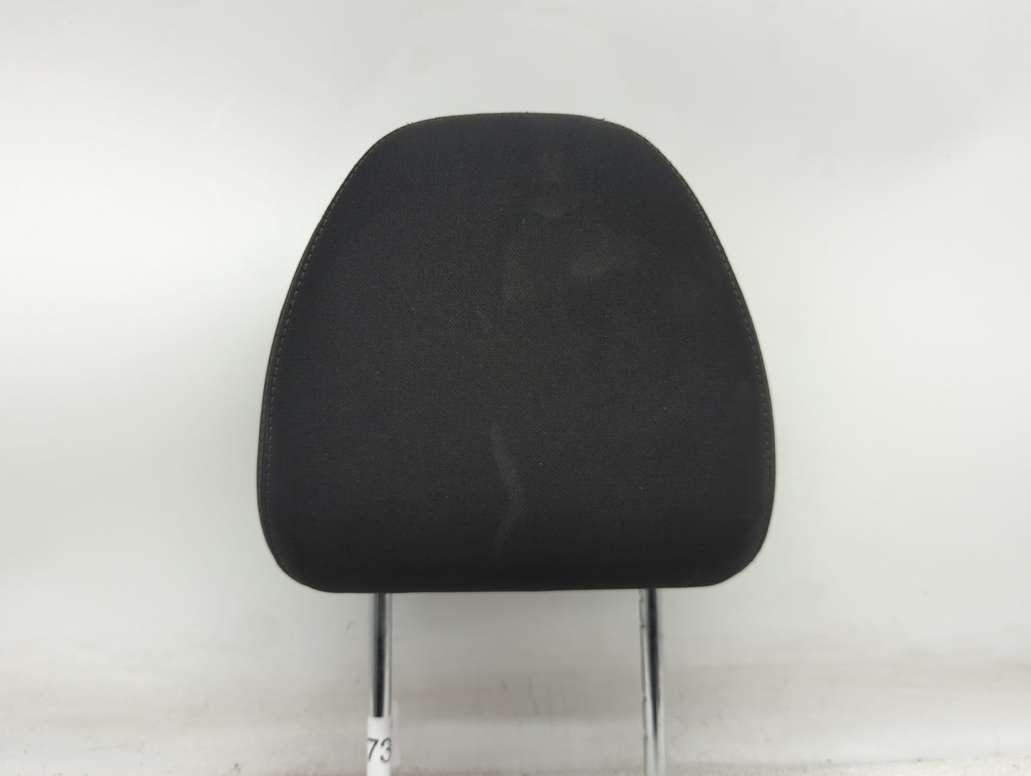 2017-2020 Nissan Rogue Headrest Head Rest Front Driver Seat Black - Oemusedautoparts1.com