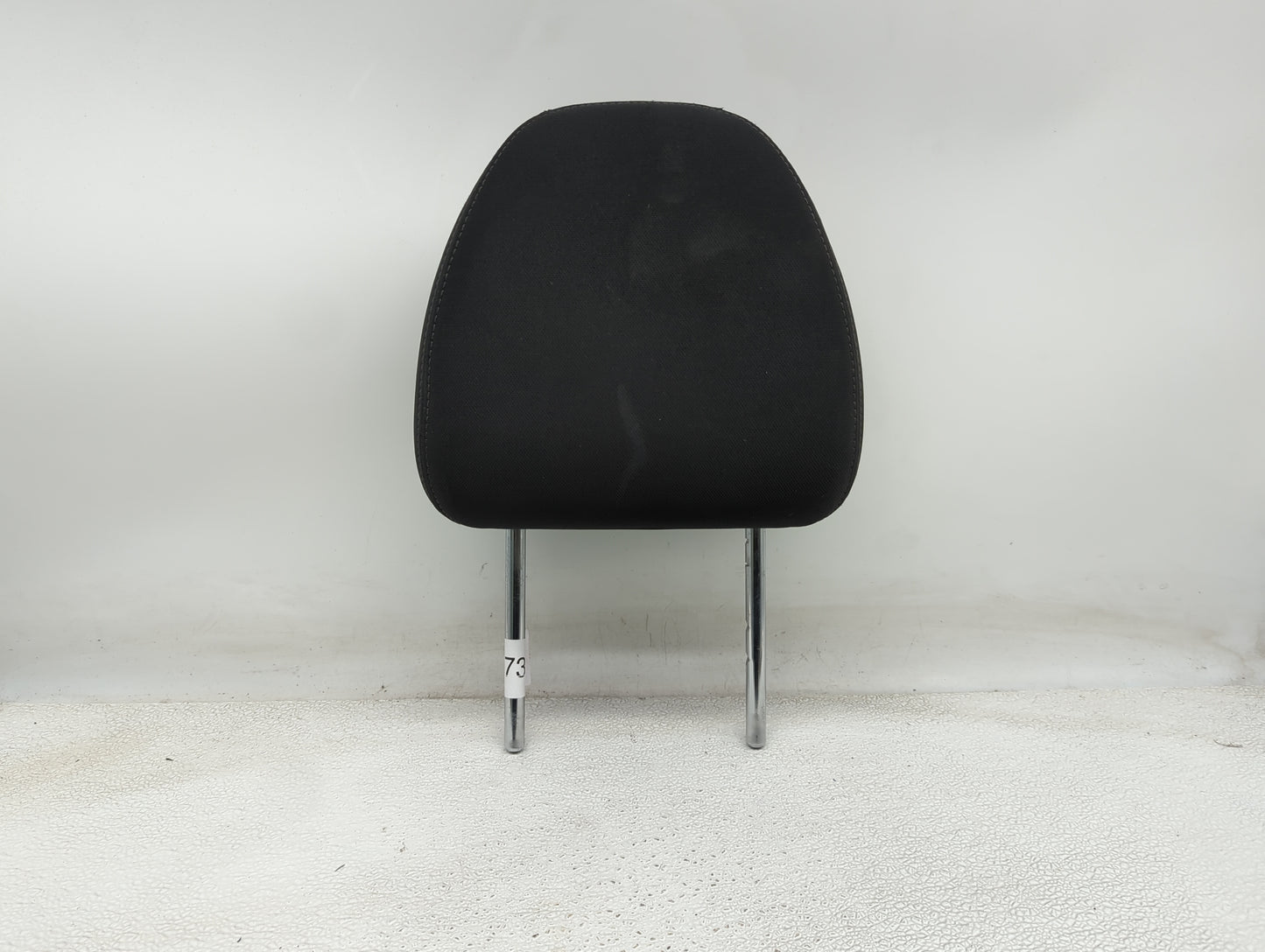 2017-2020 Nissan Rogue Headrest Head Rest Front Driver Seat Black - Oemusedautoparts1.com