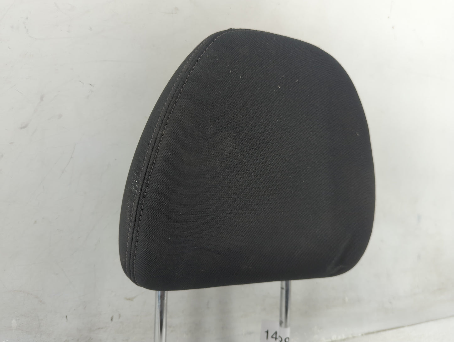 2017 Nissan Rogue Headrest Head Rest Front Driver Passenger Seat Fits OEM Used Auto Parts - Oemusedautoparts1.com