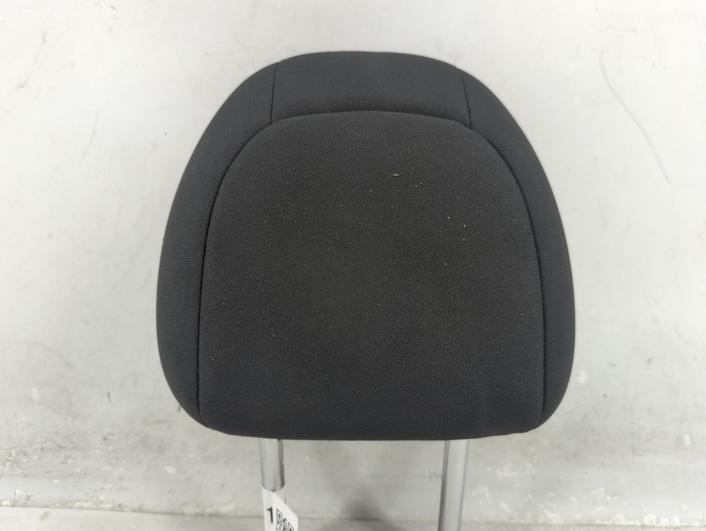 2017-2020 Nissan Rogue Headrest Head Rest Front Driver Passenger Seat Fits Fits 2017 2018 2019 2020 OEM Used Auto Parts - Oe
