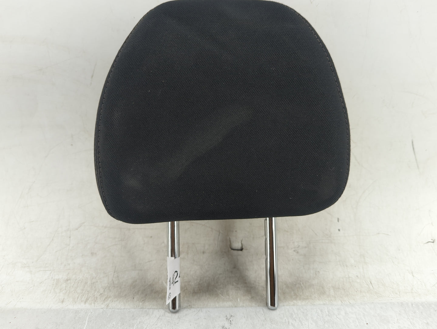 2017-2020 Nissan Rogue Headrest Head Rest Front Driver Passenger Seat - Oemusedautoparts1.com
