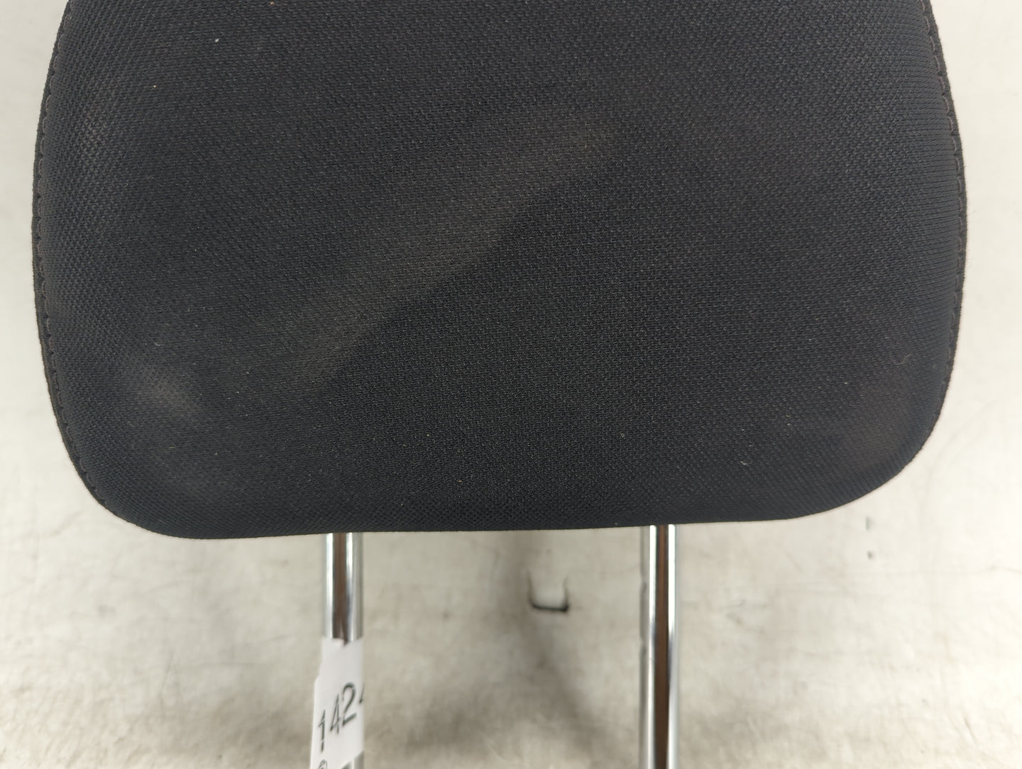 2017-2020 Nissan Rogue Headrest Head Rest Front Driver Passenger Seat - Oemusedautoparts1.com