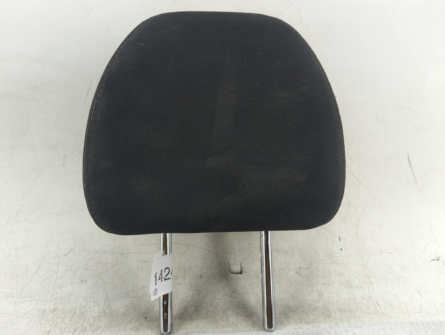 2017 Nissan Rogue Headrest Head Rest Front Driver Seat Black - Oemusedautoparts1.com