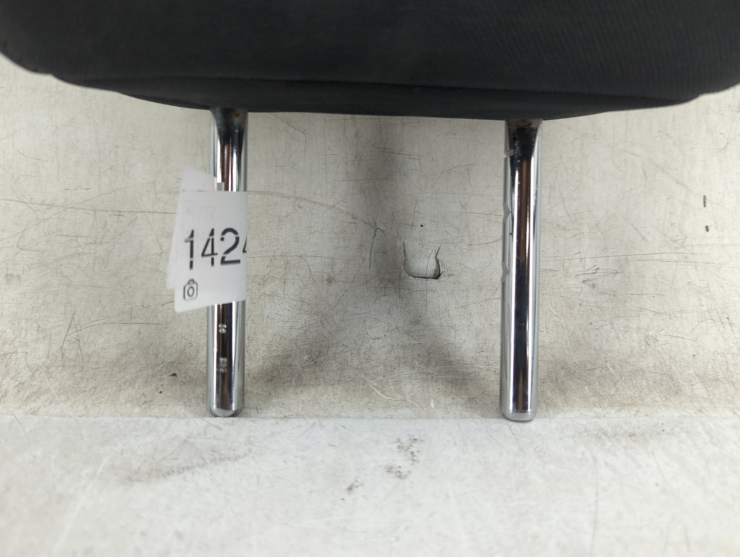 2017 Nissan Rogue Headrest Head Rest Front Driver Seat Black - Oemusedautoparts1.com