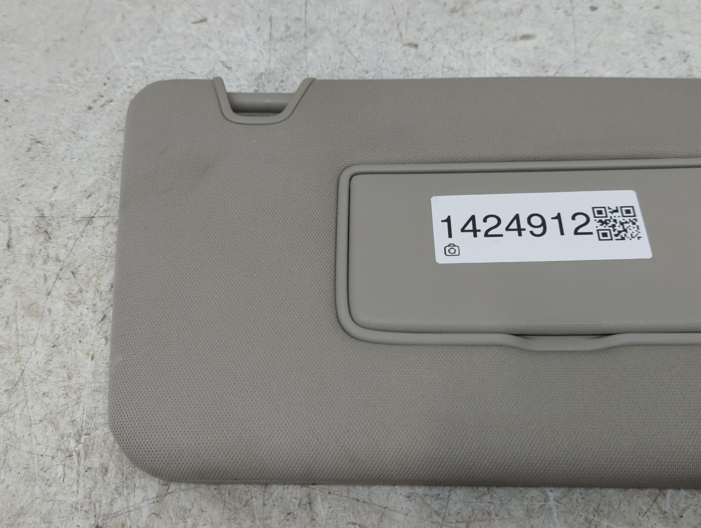 2014-2017 Nissan Rogue Sun Visor Shade Replacement Passenger Right Mirror Fits Fits 2014 2015 2016 2017 OEM Used Auto Parts 