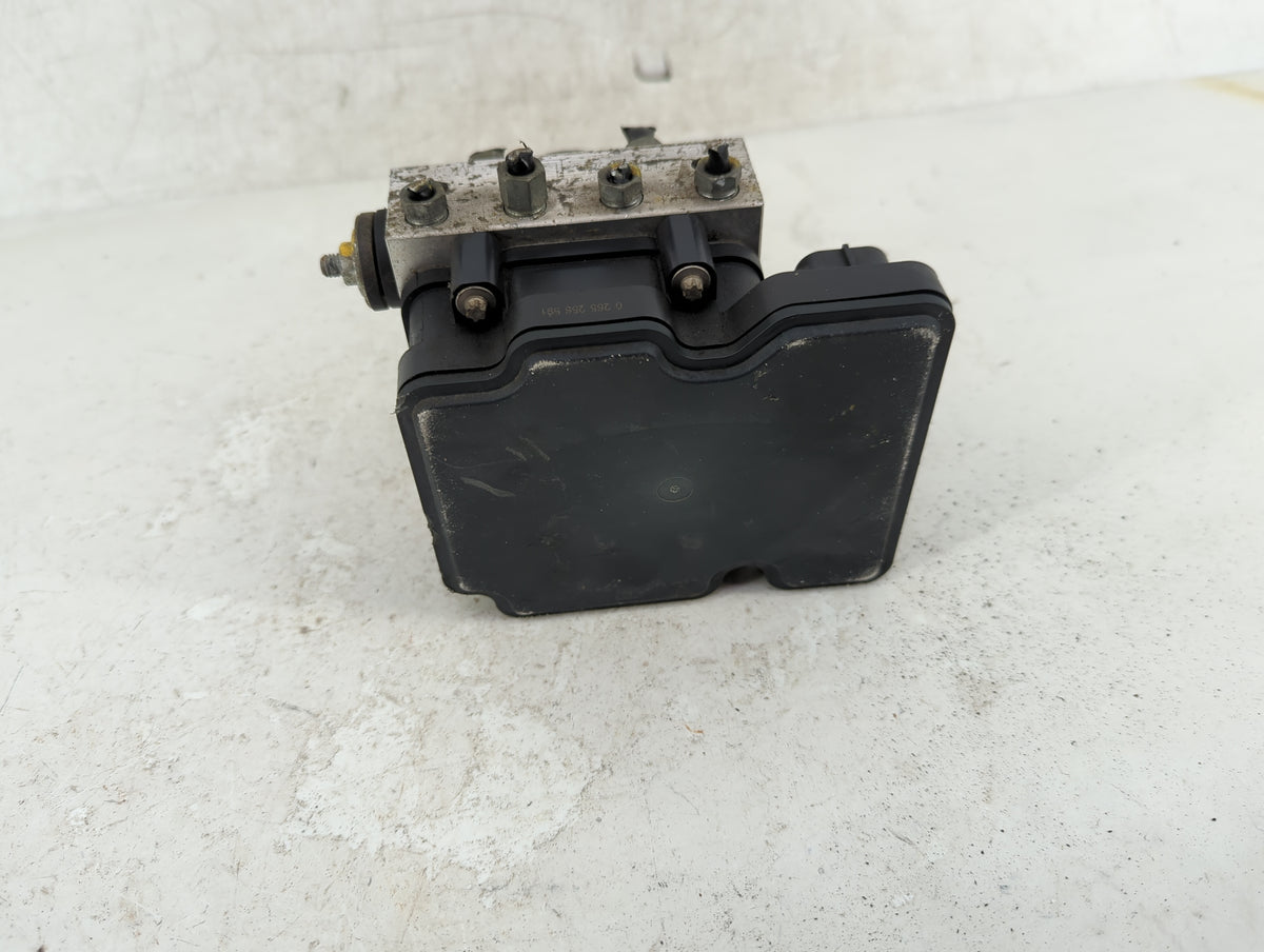 2017 Nissan Rogue Anti-Lock Brake ABS Pump Module Actuator OEM P/N:2265106527 0265956165 Fits OEM Used Auto Parts - Oemuseda