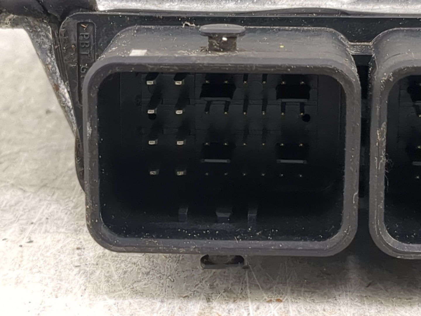 2015-2017 Nissan Rogue PCM Engine Control Computer ECU ECM PCU OEM P/N:NEC021-664 SM6 Fits Fits 2015 2016 2017 OEM Used Auto