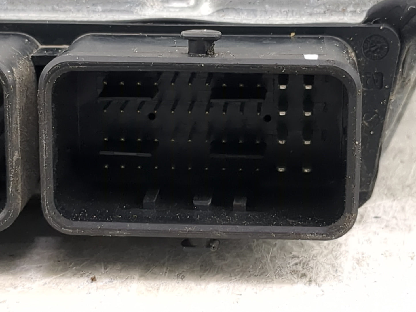 2015-2017 Nissan Rogue PCM Engine Control Computer ECU ECM PCU OEM P/N:NEC021-664 SM6 Fits Fits 2015 2016 2017 OEM Used Auto