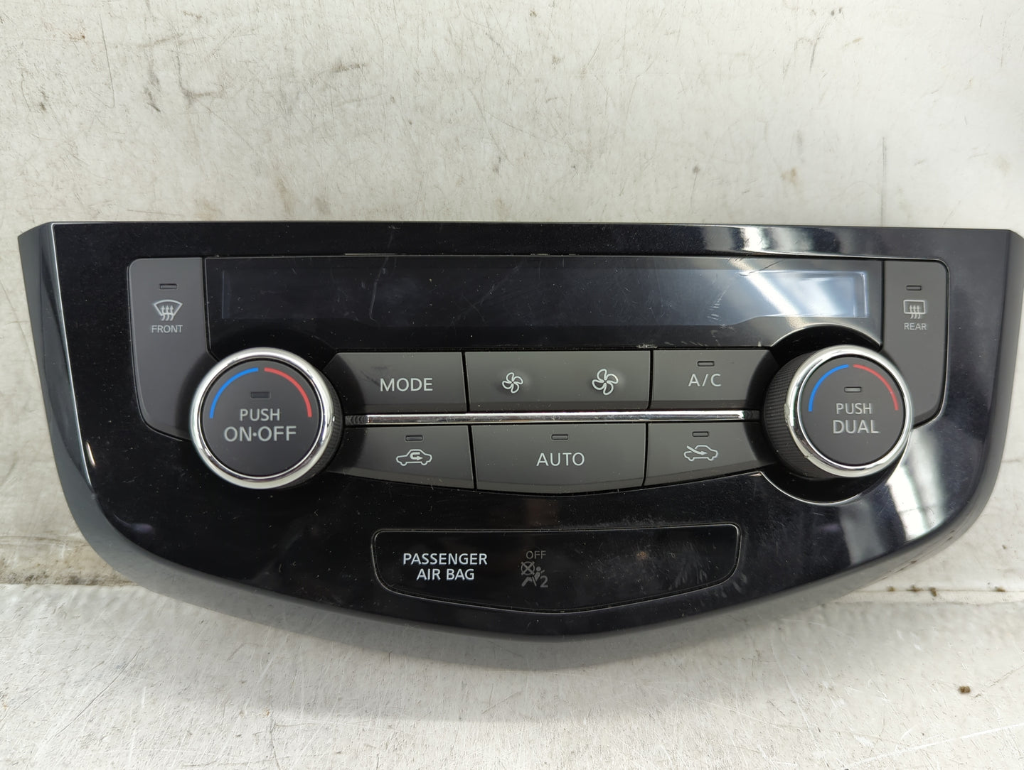 2017-2020 Nissan Rogue Climate Control Module Temperature AC/Heater Replacement P/N:27500 7FE0A Fits Fits 2017 2018 2019 202
