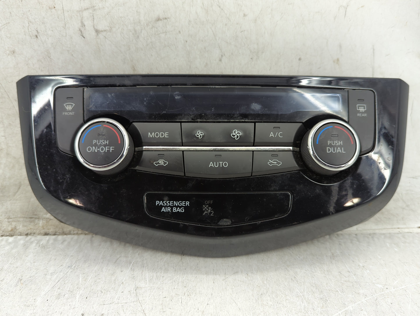 2017-2020 Nissan Rogue Climate Control Module Temperature AC/Heater Replacement P/N:27500 7FE0A Fits Fits 2017 2018 2019 202