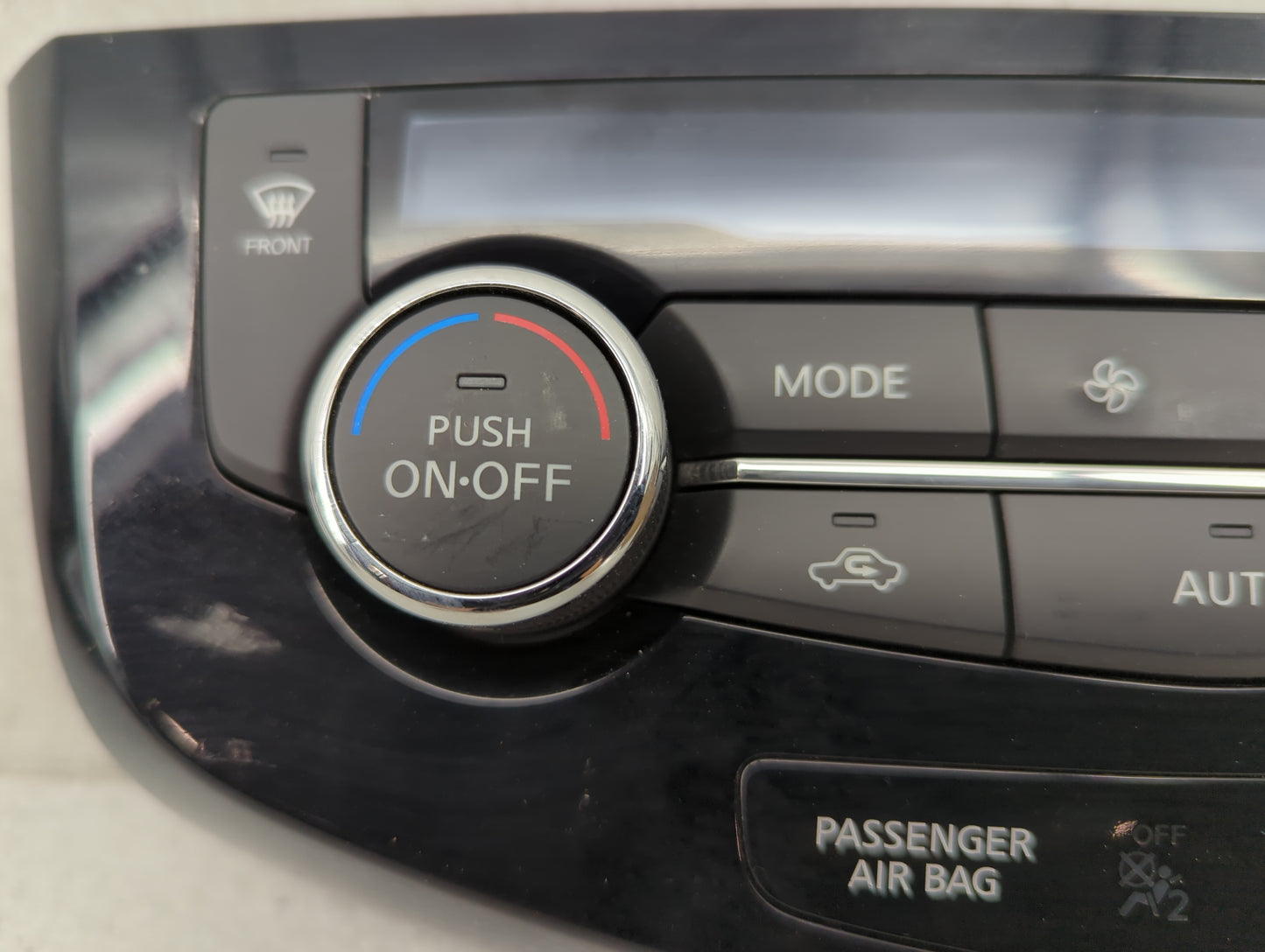 2017-2020 Nissan Rogue Climate Control Module Temperature AC/Heater Replacement Fits Fits 2017 2018 2019 2020 OEM Used Auto 