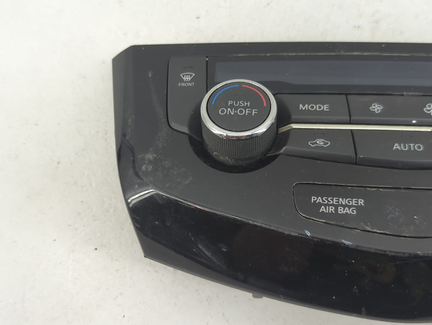 2017-2020 Nissan Rogue Climate Control Module Temperature AC/Heater Replacement P/N:27500 7FE0A 275007FE0A Fits OEM Used Aut