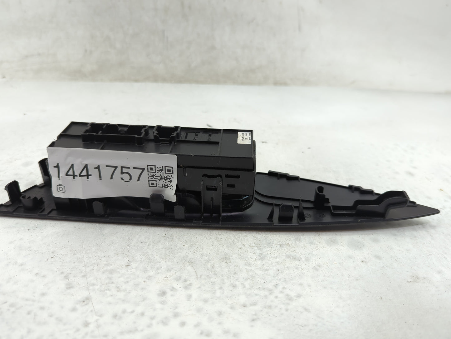 2014-2020 Nissan Rogue Master Power Window Switch Replacement Driver Side Left P/N:25401 4BA5A Fits OEM Used Auto Parts - Oe