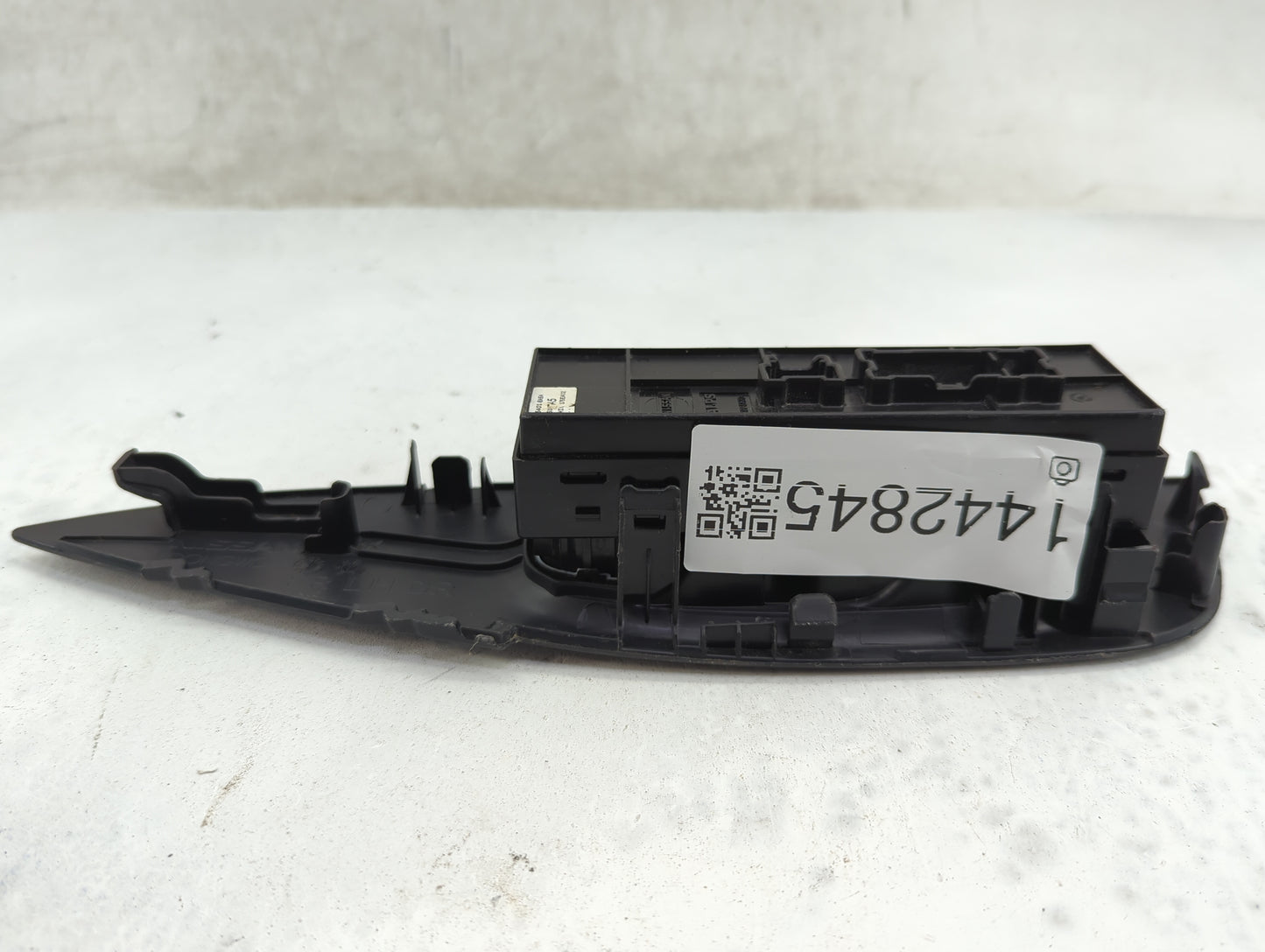 2014-2020 Nissan Rogue Master Power Window Switch Replacement Driver Side Left P/N:25401 4BA5A Fits OEM Used Auto Parts - Oe