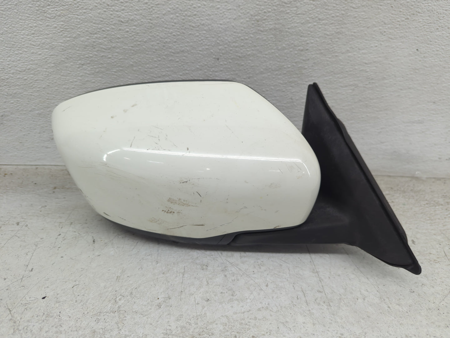 2016-2017 Nissan Rogue Passenger Side View Mirror - Right Door Mirror OEM Used - Oemusedautoparts1.com