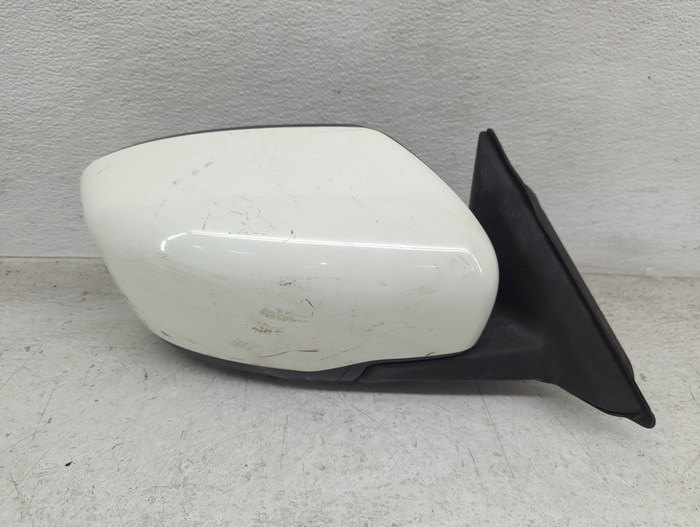 2016-2017 Nissan Rogue Passenger Side View Mirror - Right Door Mirror OEM Used - Oemusedautoparts1.com